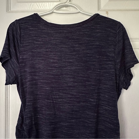 Motherhood Maternity V Neck Navy Short Sleeve Tee Size Medium - Picture 5 of 5